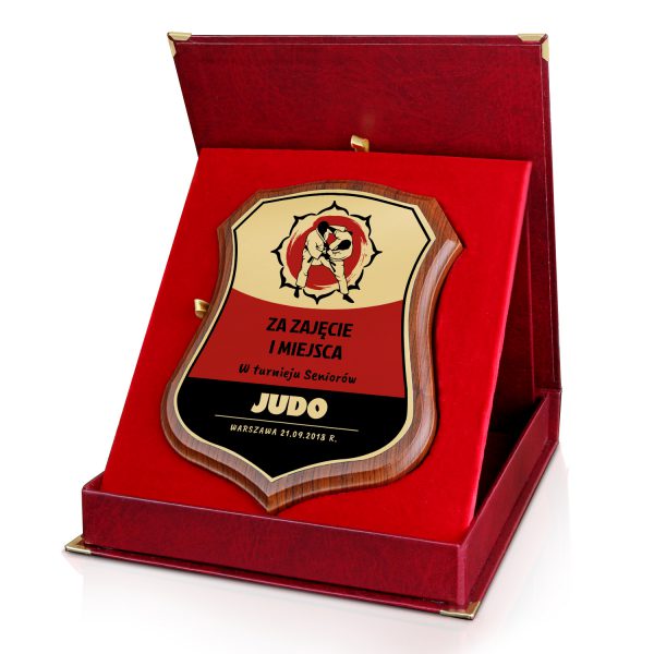 Certyfikat z nadrukiem w czerwonym etui za udział w zawodach judo